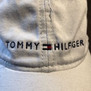 Tommy Hilfiger Hat (Self Strap w/ Metal Buckle)